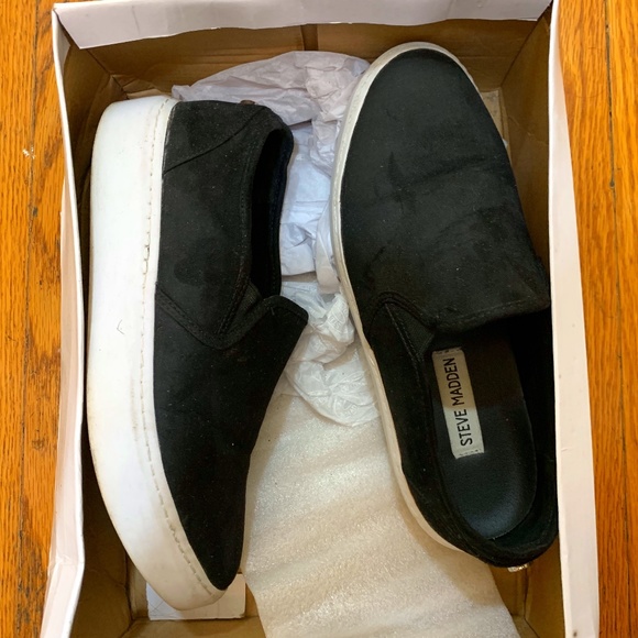 Steve Madden - Picture 2 of 3